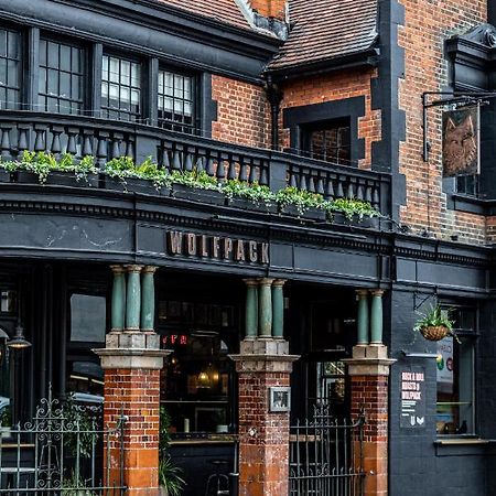 The Wolfpack Inn London Exteriör bild