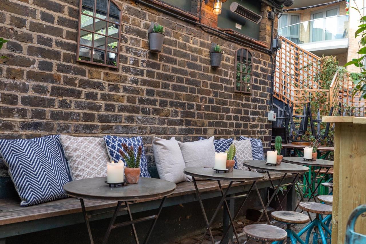 The Wolfpack Inn London Exteriör bild