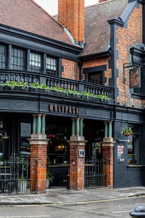 The Wolfpack Inn London Exteriör bild