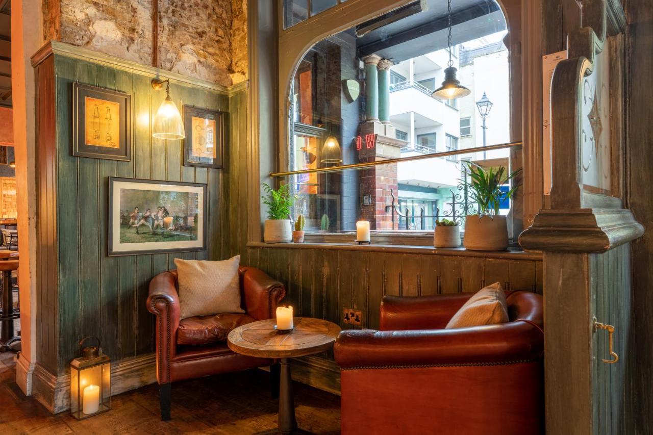 The Wolfpack Inn London Exteriör bild